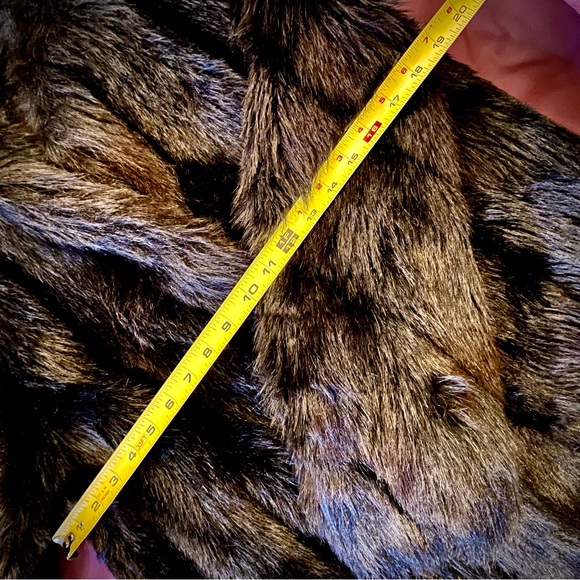 Brown 70s Fur Coat - Vintage Unbranded - Picture 6 of 9